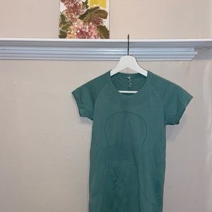 LuluLemon Swiftly Tech Short Sleeve Shirt